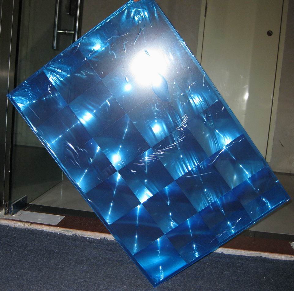 ����۹�͸��